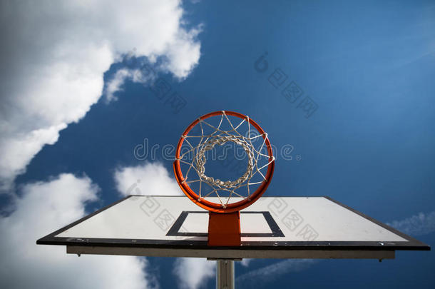 夏日蓝篮球对抗可爱篮球