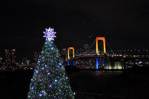 东京湾的圣诞灯火