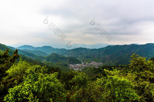 领域杭州湖龙井山