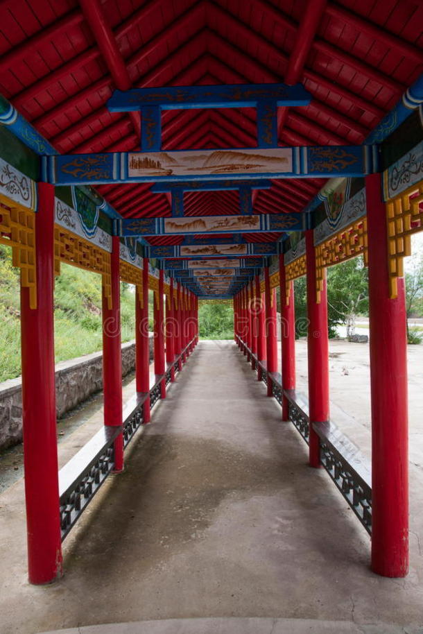 大兴林区根河市芒桂镇脚下风景秀丽的凝析绿包图企业站