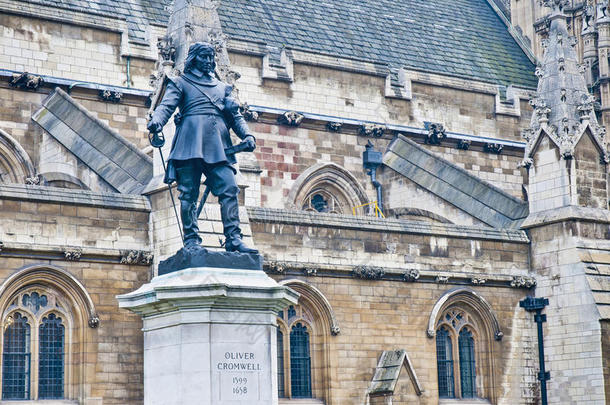 英国伦敦<strong>奥利</strong>弗·克伦威尔雕像