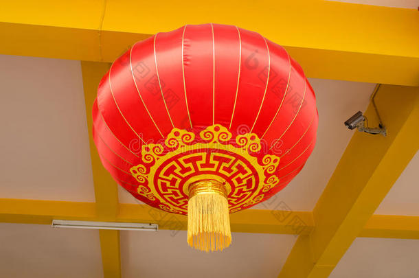 天花板上的中国灯笼