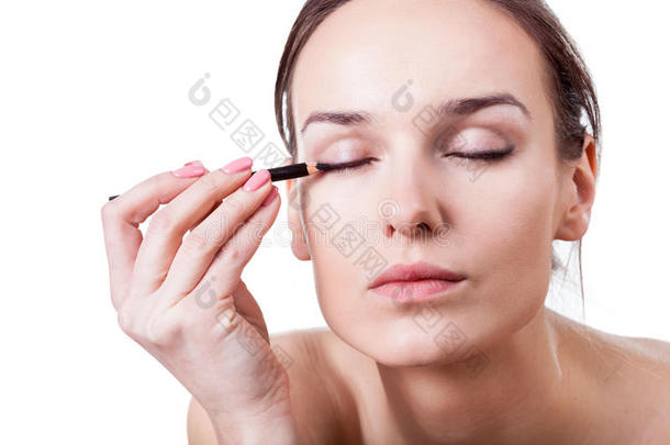 女人用眼线笔