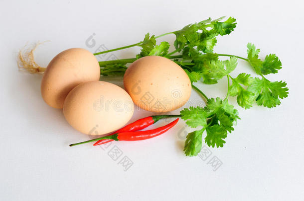 鸡蛋拌辣椒蔬菜