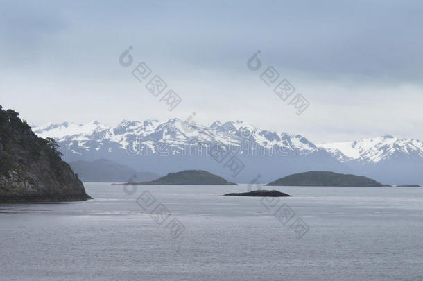 巴塔哥尼亚湖光山色。