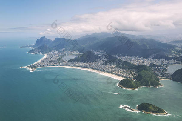巴西里约热内卢<strong>科帕卡巴纳</strong>海滩鸟瞰图