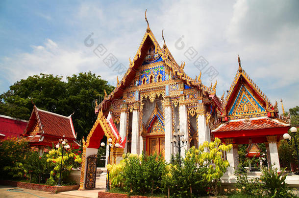 泰国巴吞他尼的泰国寺庙建筑