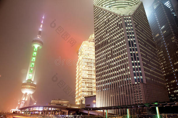 中国上海的雾霾和<strong>沙尘</strong>