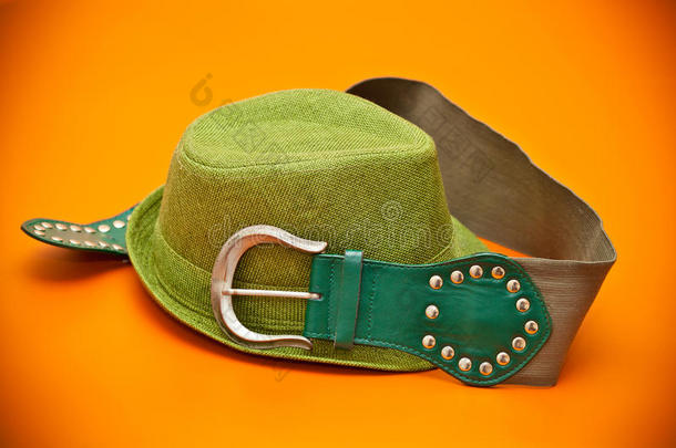 西式绿帽绿带扣