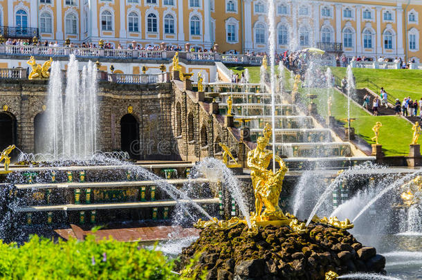 俄罗斯彼得罗夫的萨姆逊喷泉和大瀑布