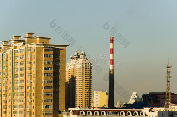 高层建筑与铁塔烟囱