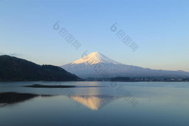 富士山，川口子湖风景