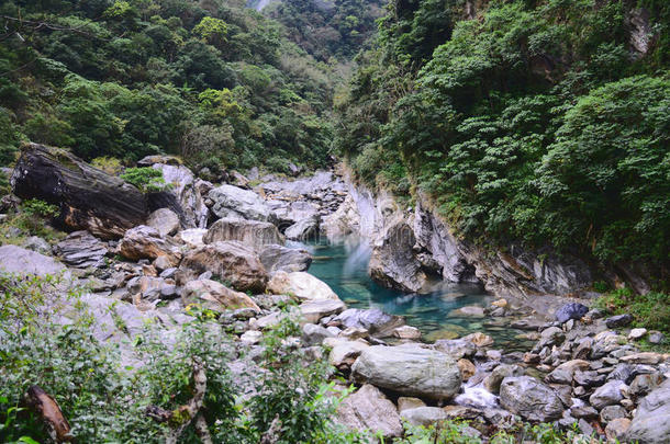 穆库穆吉山谷