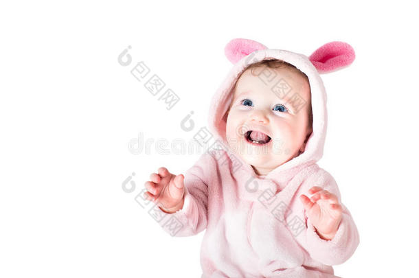 可爱可爱的小宝宝，蓝眼睛，穿着兔子的服装嬉笑玩耍