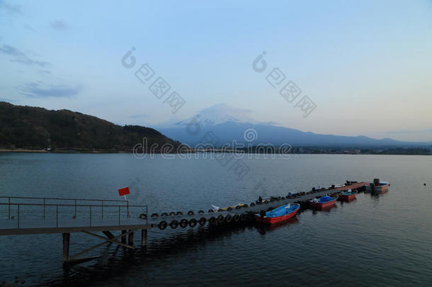 富士山，川口子湖风景