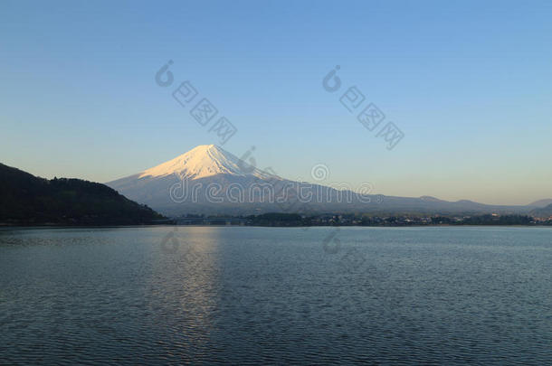 富士山，川口子湖风景