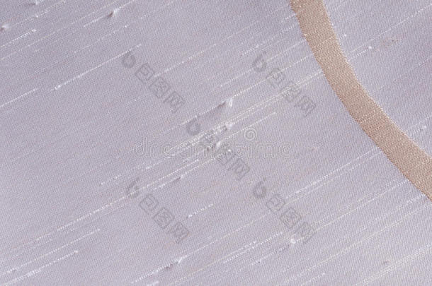 白色双面织物的米色曲线