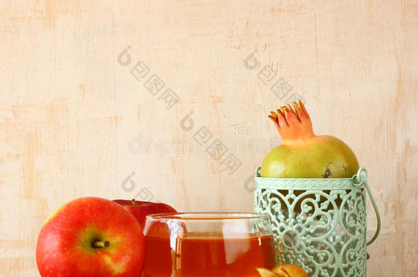 苹果、蜂蜜和石榴是罗斯哈沙纳假日的象征