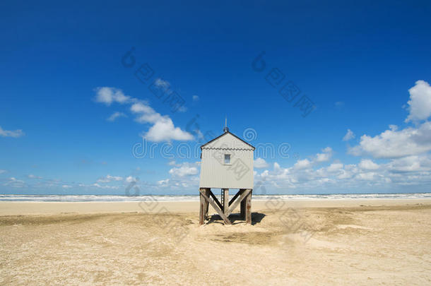 海滩溺水屋