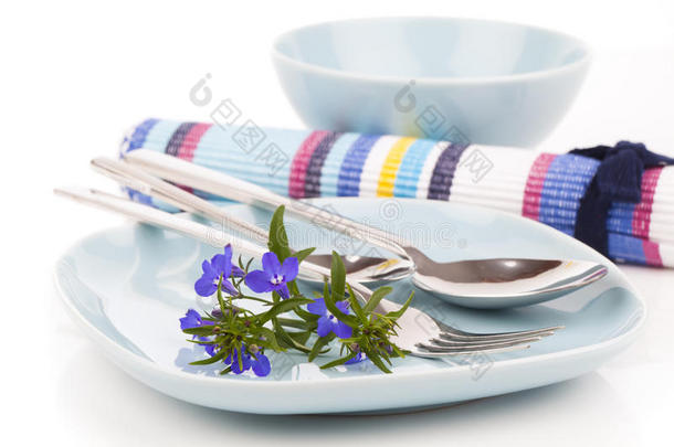 蓝色半边莲花餐具