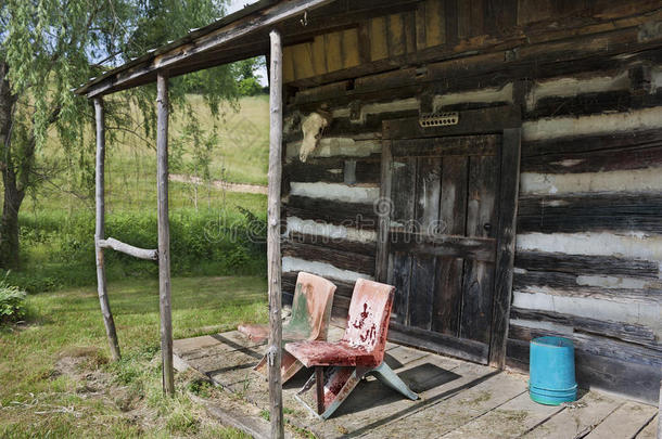 乡村小屋前廊