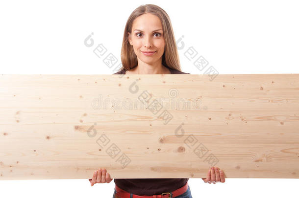 木板后面的女人