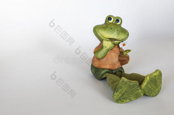 陶艺花蛙雕像