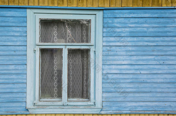 古老的乡村窗户