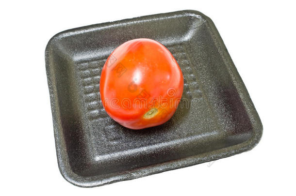 泡沫托盘上的西红柿