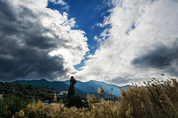 <strong>天马行空</strong>的乡村风光