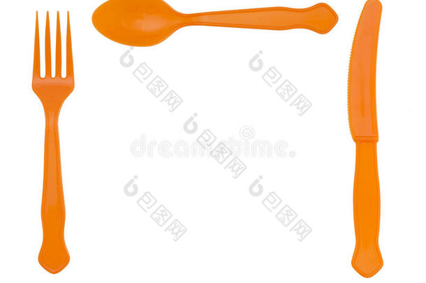 野餐塑料餐具-橙色，刀叉和勺子。