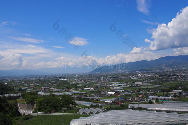 日本山梨高富盆地景观