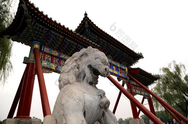 北海公园石狮守护像。中国北京