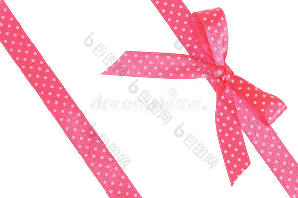 两条带蝴蝶结的粉色丝带