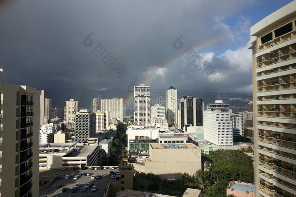 城市双重的夏威夷语檀香山彩虹