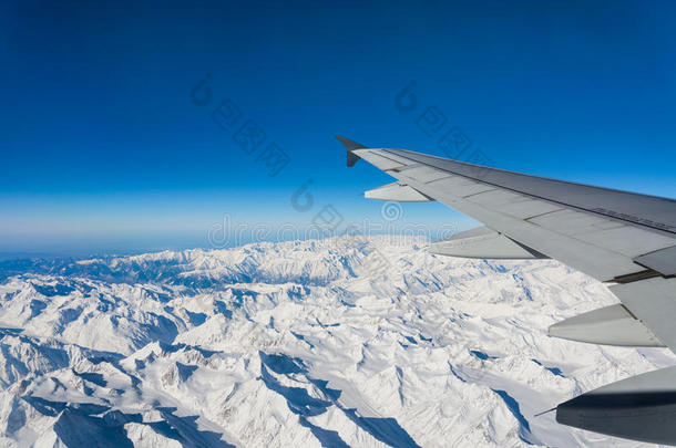 飞机雪山