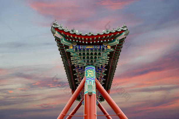 北海公园中国传统古董门——北京