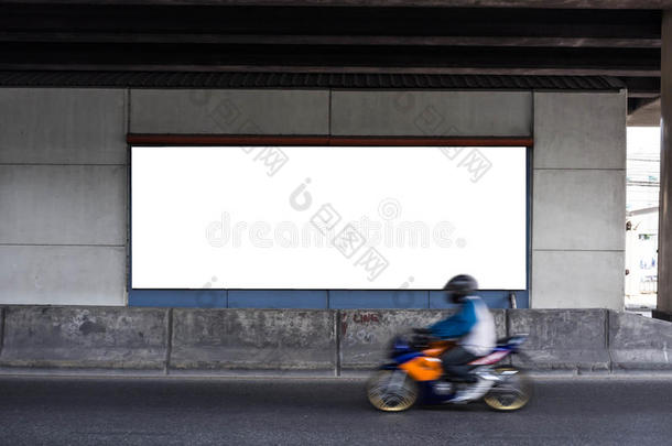 摩托车空白广告牌