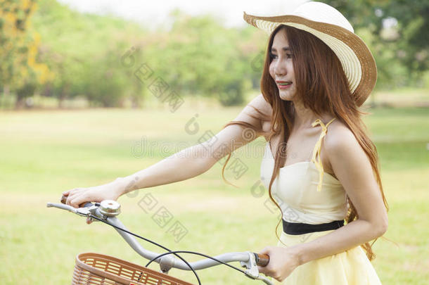 女自行车把手