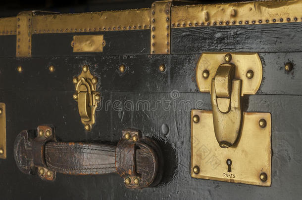 古董轮船后备箱锁