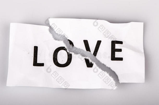 碎纸上的爱情词-破碎的爱情观念