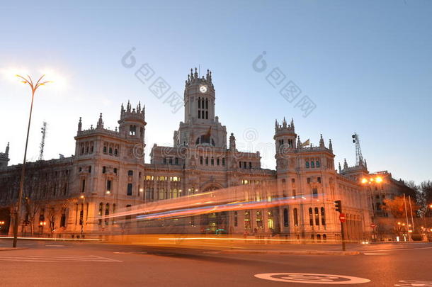 西班牙，马德里，交通宫，有灯光