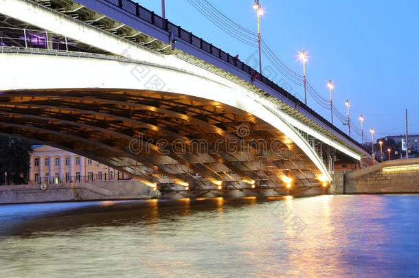 俄罗斯莫斯科的博尔索伊-乌斯廷斯基大桥