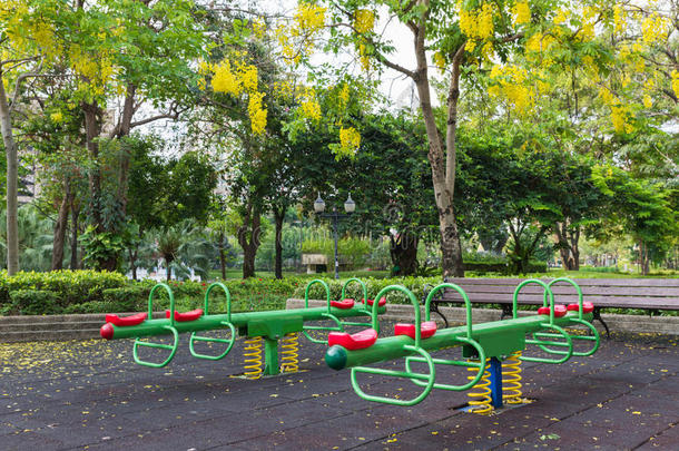 曼谷本贾西里公园多彩的玩具