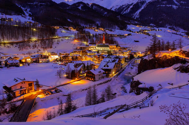奥地利索尔登山地滑雪场-日落