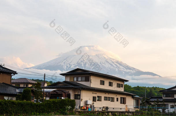 富士山（日本本州岛中南部）;