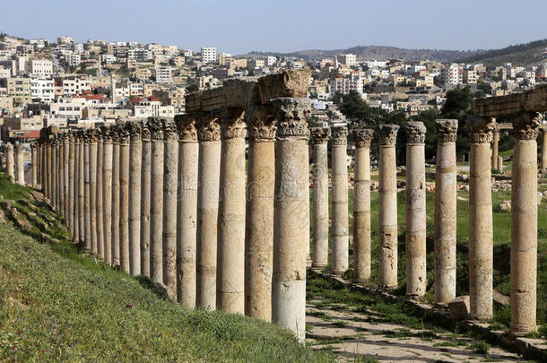 约旦约旦城市杰拉什（古代的格拉萨）中的<strong>罗马柱</strong>