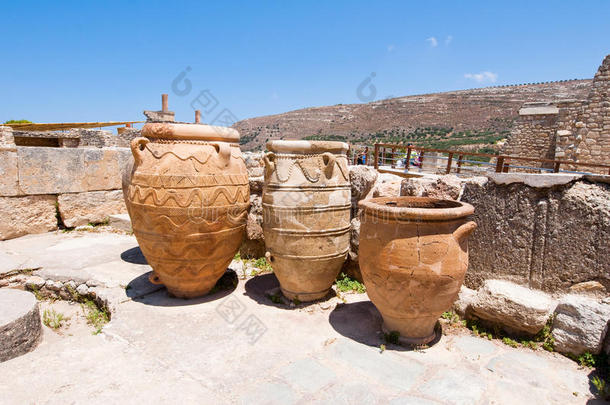 希腊克里特岛克诺索斯宫的皮托伊或储藏罐。