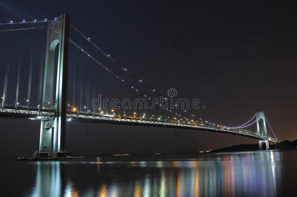纽约最长的桥
