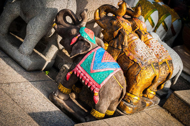 微型大象雕像，曼谷